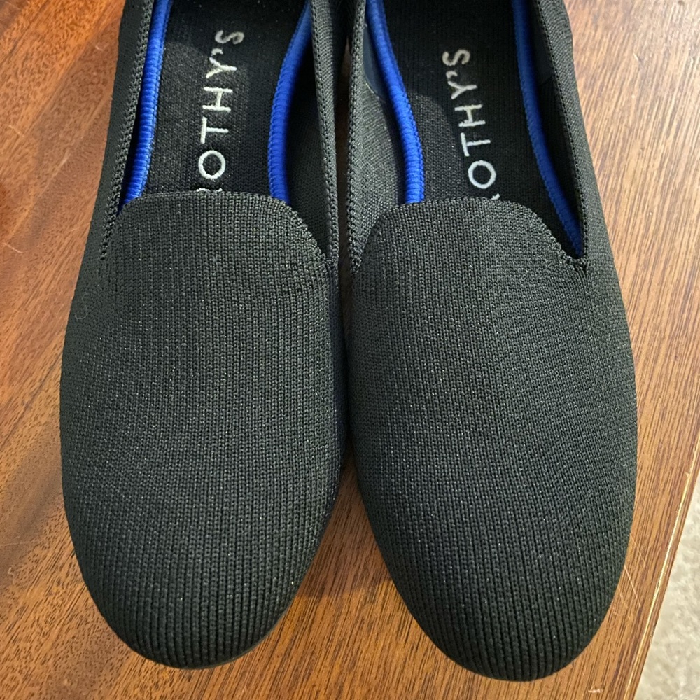 Black Rothy’s loafers, size 6